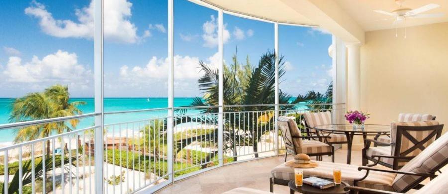 The Tuscany On Grace Bay Exterior foto