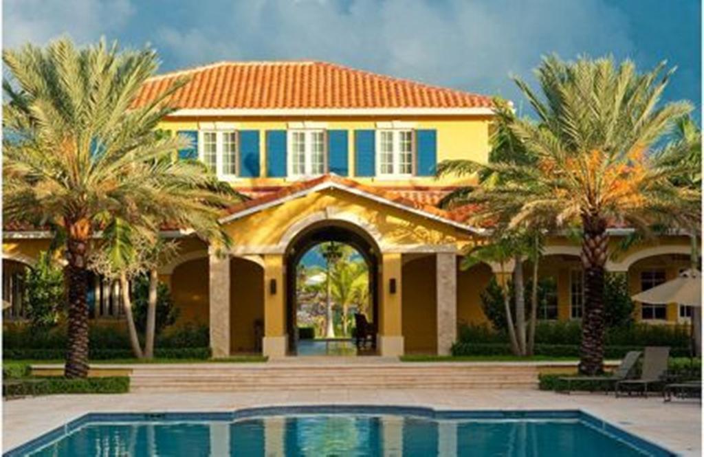 The Tuscany On Grace Bay Exterior foto